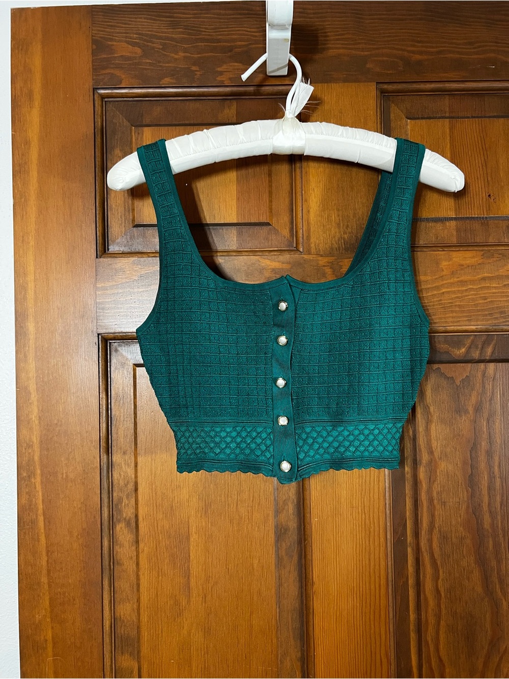 BABATON BY ARITZIA 
Emerald Green 
Textured Knit Crop Top
Size S